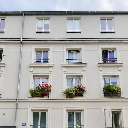 Super Studio In The 11Th District Apartment Париж Екстериор снимка